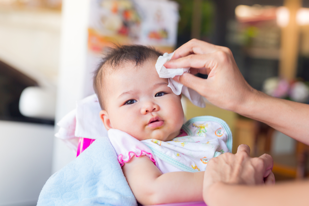 tisu antiseptik untuk bayi